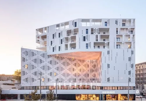 hotel belaroia nettoyage vitre